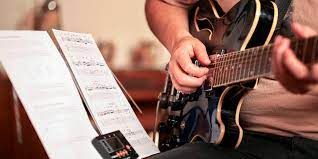Cuanto-tiempo-se-necesita-para-aprender-a-tocar-guitarra-