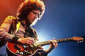 Que-tecnica-utiliza-Brian-May